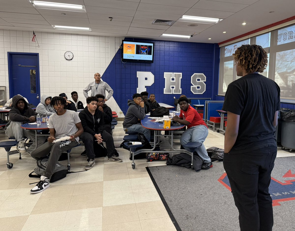 Today <a href="/PeekskillMBK/">Peekskill MBK</a> discussed the importance of GRATITUDE and the blessings that come from both a positive mindset and a spirit to serve. We remain grateful for our brotherhood and we will continue to LIFT AS WE CLIMB! I am my brother's keeper...