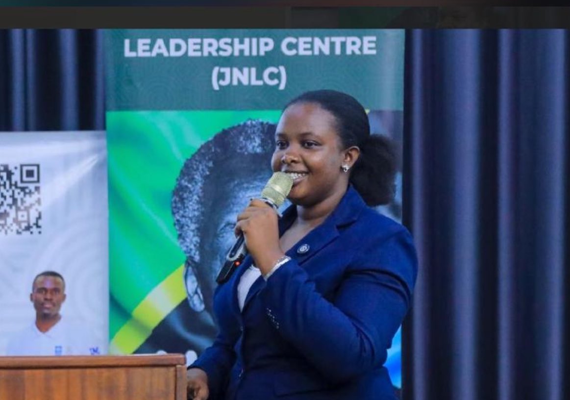 JoanItungo's tweet photo. With much pleasure , I extend my sincere appreciation to @TheJNLC and @UNDPUganda for the mentorship rendered to young people to believe in ourselves and create the change we  want to see in our communities and Uganda as a whole. https://t.co/4R0z9sXJ4P