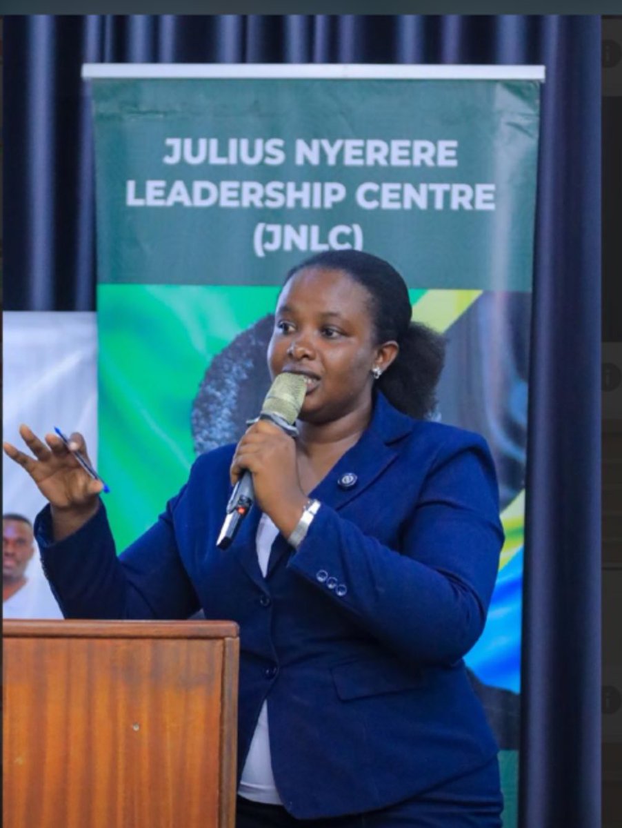 JoanItungo's tweet photo. With much pleasure , I extend my sincere appreciation to @TheJNLC and @UNDPUganda for the mentorship rendered to young people to believe in ourselves and create the change we  want to see in our communities and Uganda as a whole. https://t.co/4R0z9sXJ4P