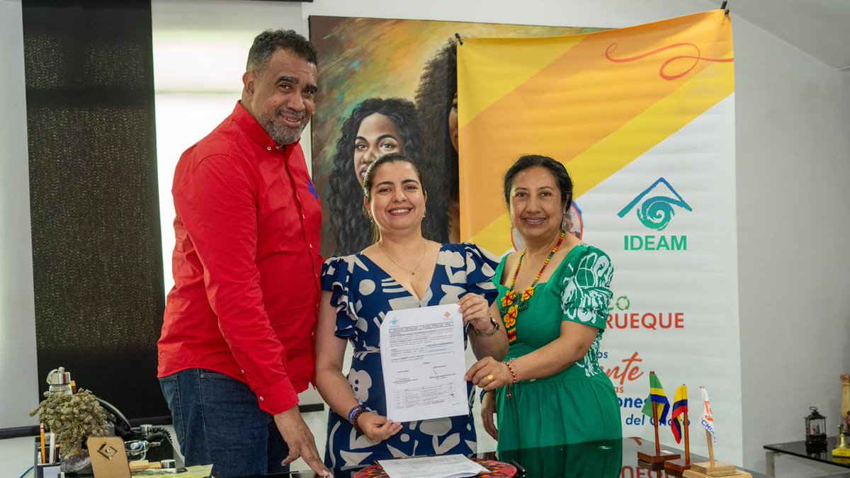 IDEAMColombia's tweet image. y experiencias, para la toma de decisiones frente a fenómenos climáticos y ambientales en el territorio.
#Ideam más cerca de los territorios.