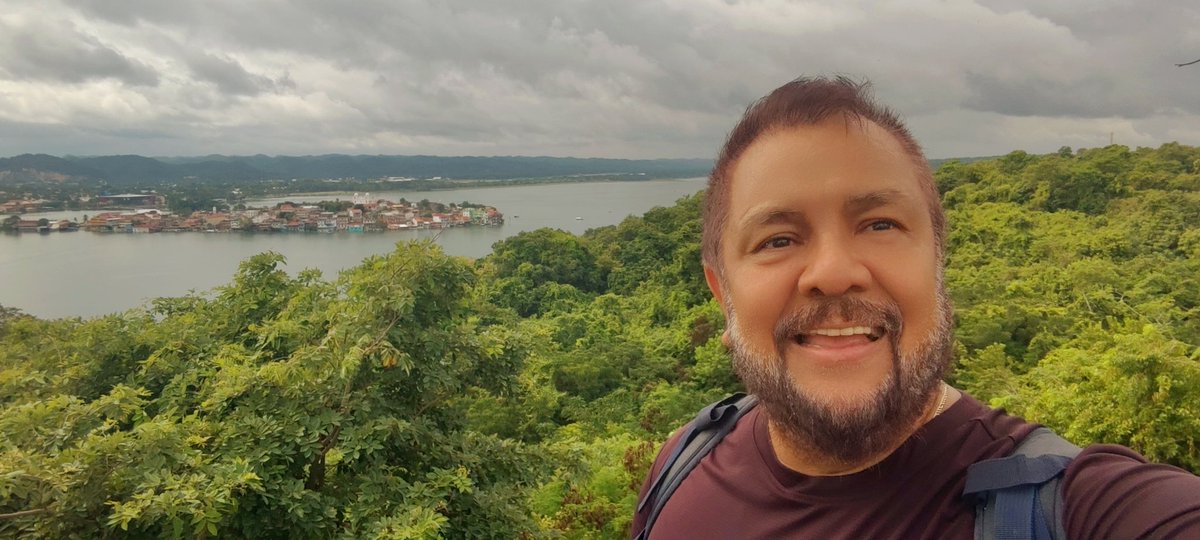 HarmanIl2's tweet photo. Viajando por Guatemala 
De vacaciones! https://t.co/Xj0dXfPn4u
