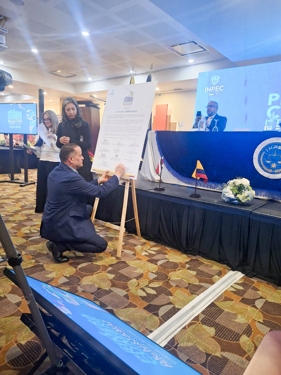 Dirección de Servicios Penitenciarios y C. tweet media