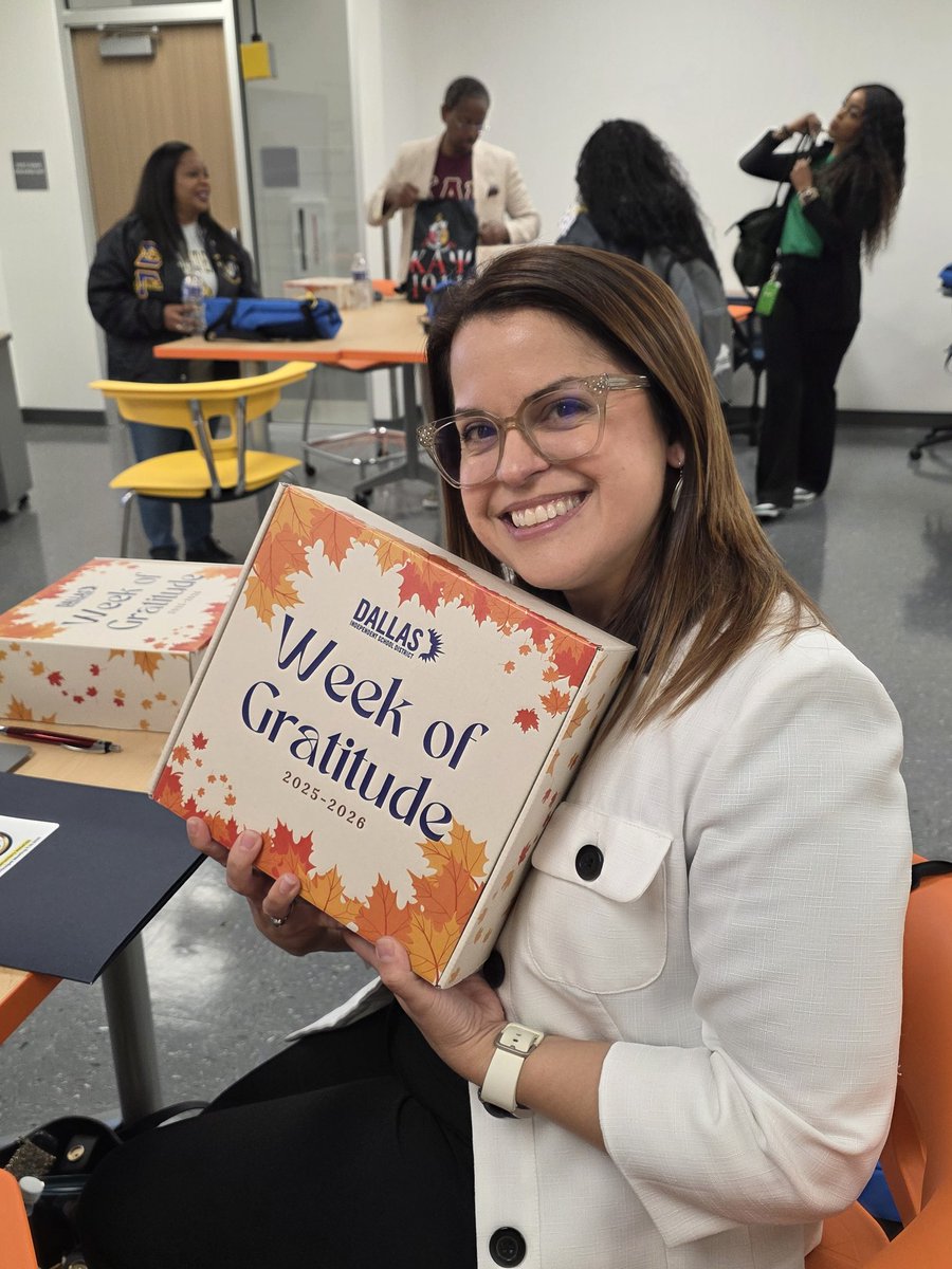 I_ColonMoya's tweet photo. Honored to serve our community—and deeply grateful for the exceptional leaders who support our work in Dallas ISD.
#dallasisdweekofgratitude
#RII
#PoweredIIPerformed
#BuildIIWin https://t.co/cT1CR9THSz