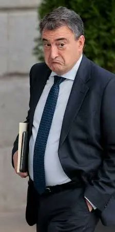 Hoy en cómplices del Sanchismo.
Aitor Esteban PNV
Que se sepa.
🇪🇦🇪🇦