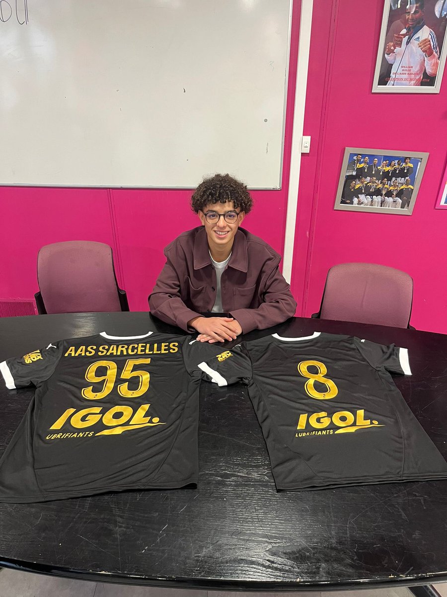 𝐀𝐀𝐒 𝐒𝐚𝐫𝐜𝐞𝐥𝐥𝐞𝐬 tweet media