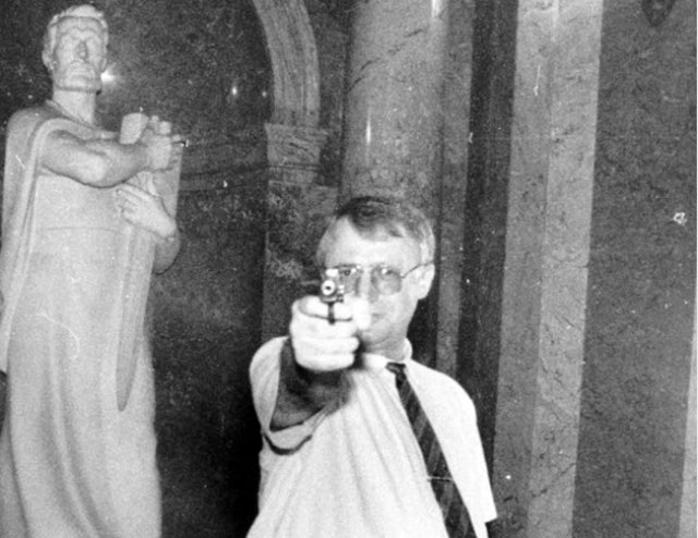 POV:

upravo ostaješ bez kuće u Sremu