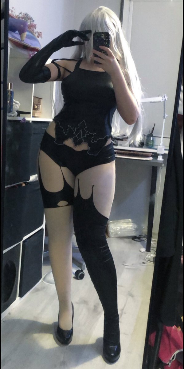 met0_tox's tweet image. Do you like my cosplays? 🖤
#a2 from #NieRAutomata #NieR_Automata