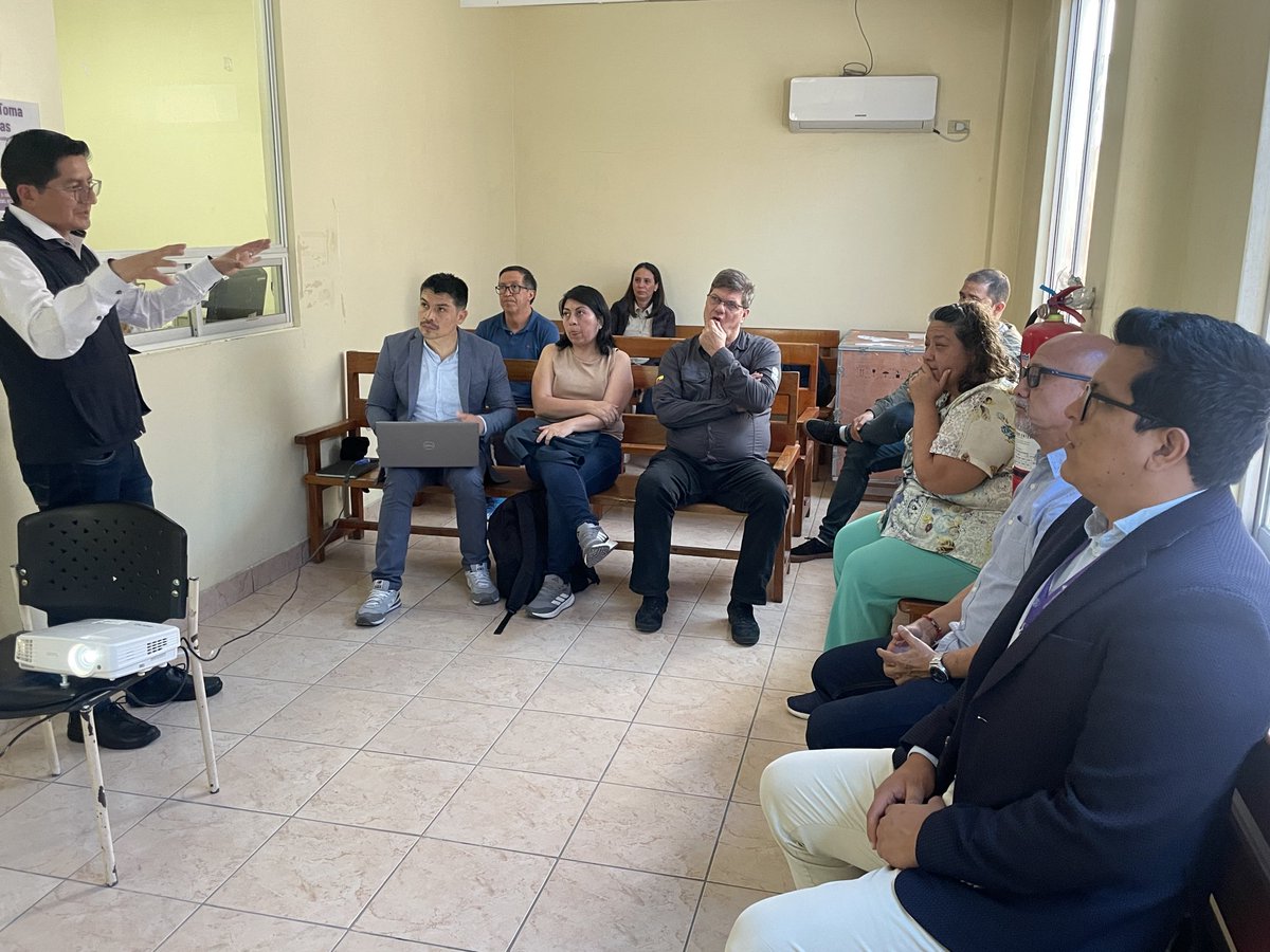 UNFPAecuador's tweet image. #GalapagosDatosParaElFuturo | Inicia el piloto de Validación del Uso de Registros Administrativos, un paso estratégico para contar con información más oportuna y confiable sobre población y sus características para tomar decisiones acertadas para el presente y futuro del 🇪🇨