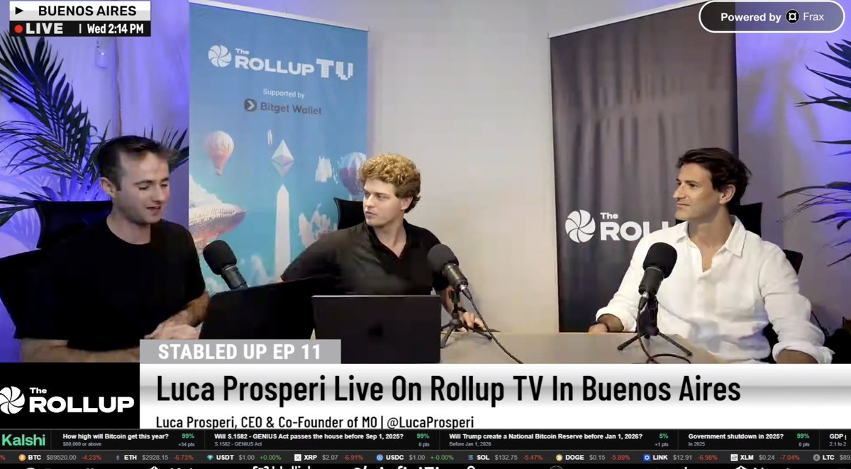 부에노스아이레스에서 스테이블코인에 대해 논의하는 루카 프로스페리의 Rollup TV 출연 모습