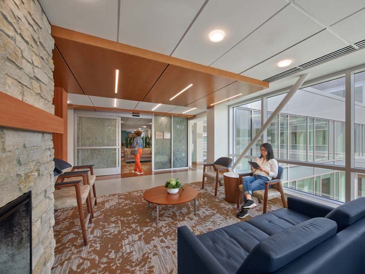 HCDMagazine's tweet image. The project team at Hord Coplan Macht share lessons in #adaptivereuse from the MyMichigan Health Pardee Cancer Wellness Center project: hubs.ly/Q03V7jFw0 (Image credit: Halkin Mason Photography LLC)