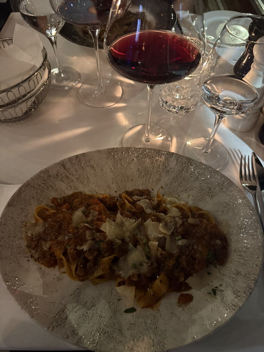 nyhrox's tweet image. 