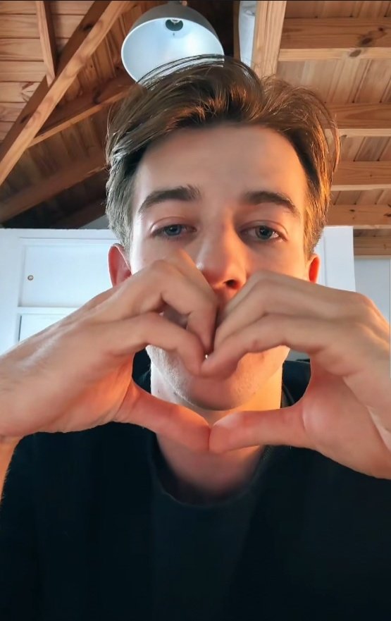 scottasources's tweet image. 📹 - Joaco vía live por tiktok (@/joacoscotta)