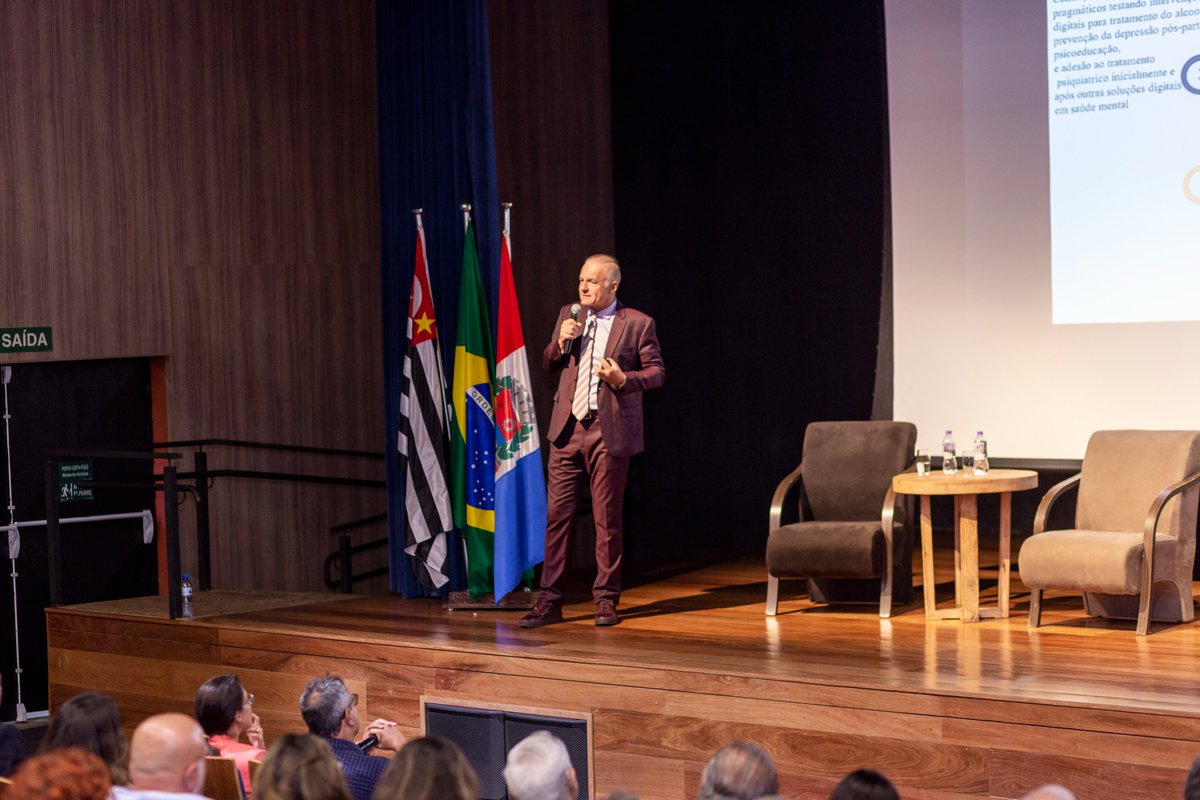 Com pesquisador entre os mais influentes do mundo, UniFAJ e UniMAX consolidam protagonismo na pesquisa em saúde mental. Saiba mais no 30Jardas: 30jardas.com.br/com-pesquisado…

Foto: Eliandro Figueira / divulgação UniMAX - <a href="/grupounieduk/">UniEduK</a> 

#ad #publi