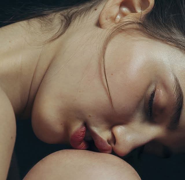 يَا ليتَ قَلبي عَنْ ودَادِهِ تَائِبًا .