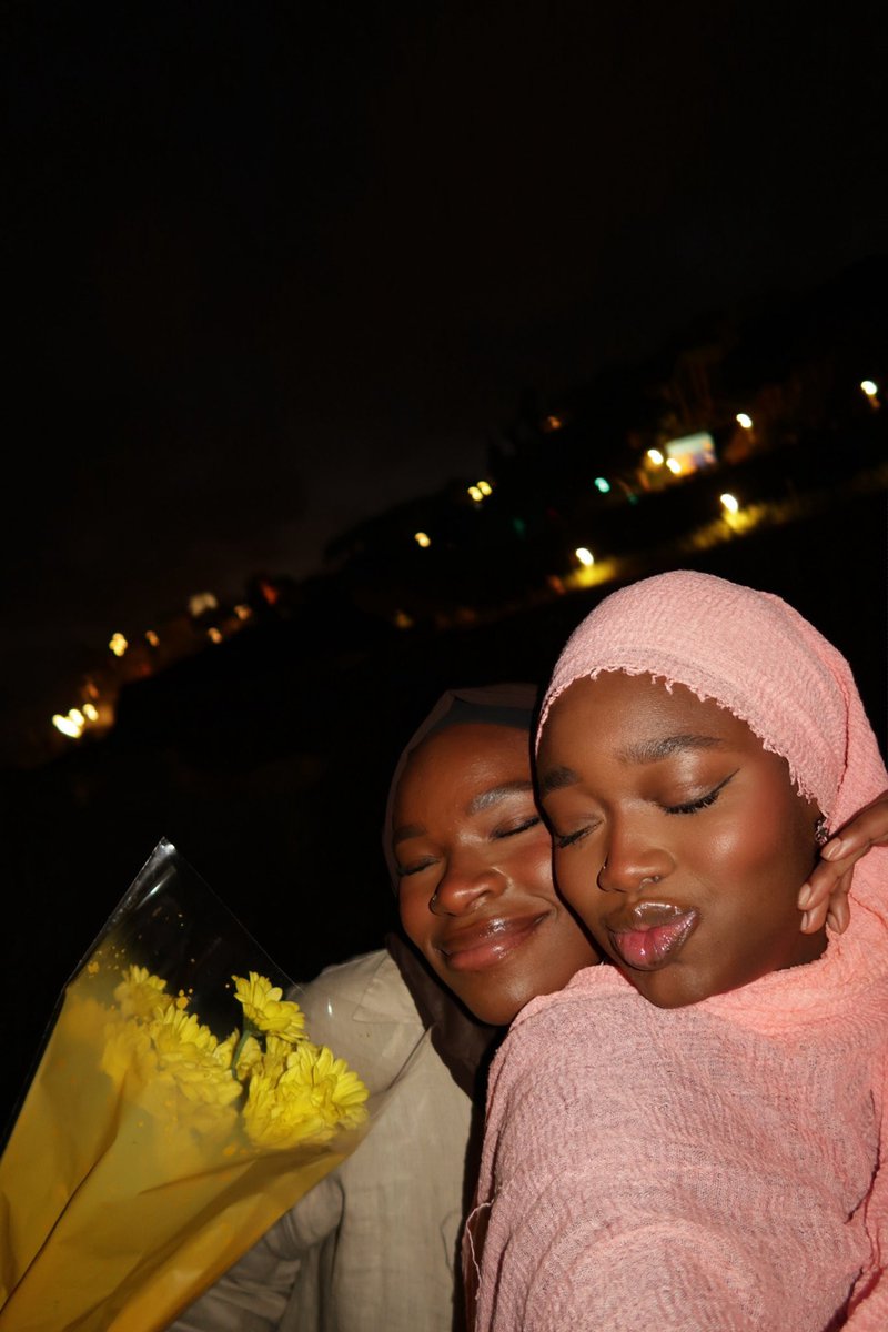 Le pouvoir et l’importance d’avoir un bon entourage

L’année dernière, à la même période, j’étais sur le point de fêter mon anniversaire en étant malade, très malade, dépressive, et avec un isolement social important.
La semaine précédente (cette même semaine, l’année dernière),