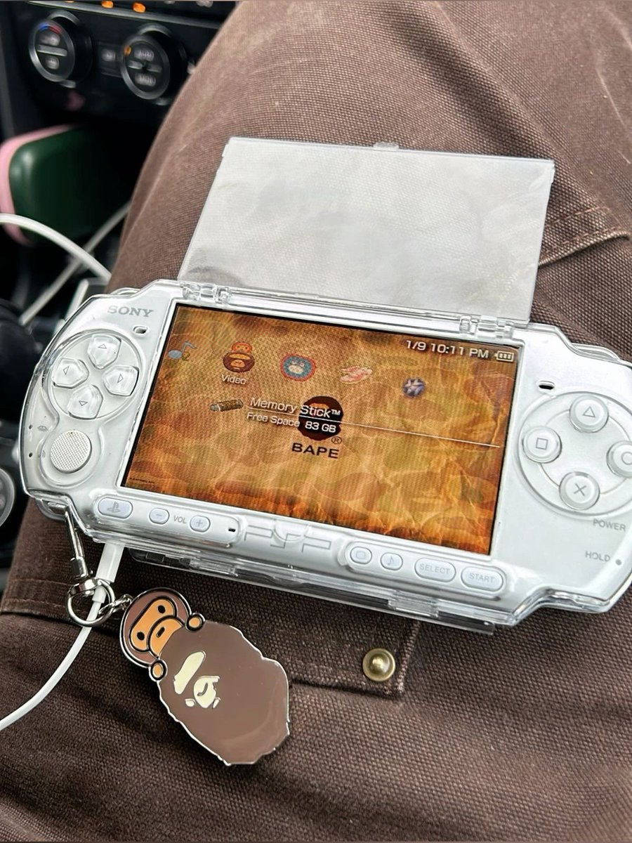 the culture | magazine (@galactamelanin) on Twitter photo 