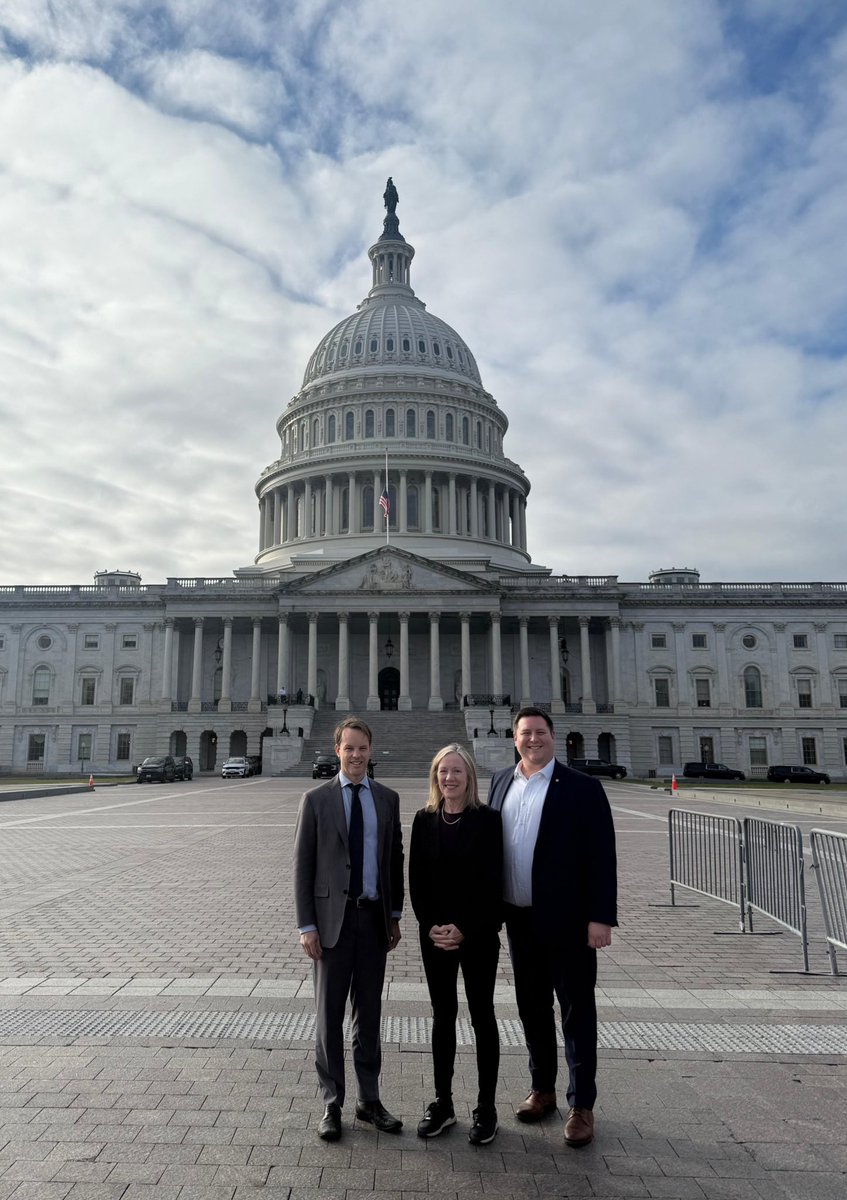 CAFTA_ACCA's tweet photo. CAFTA concluded two days of meetings on Capitol Hill. 

Thank you to our members for joining us as we highlighted the importance of strong supply chains, food affordability, and a stable USMCA. https://t.co/uWKyZt3BNj