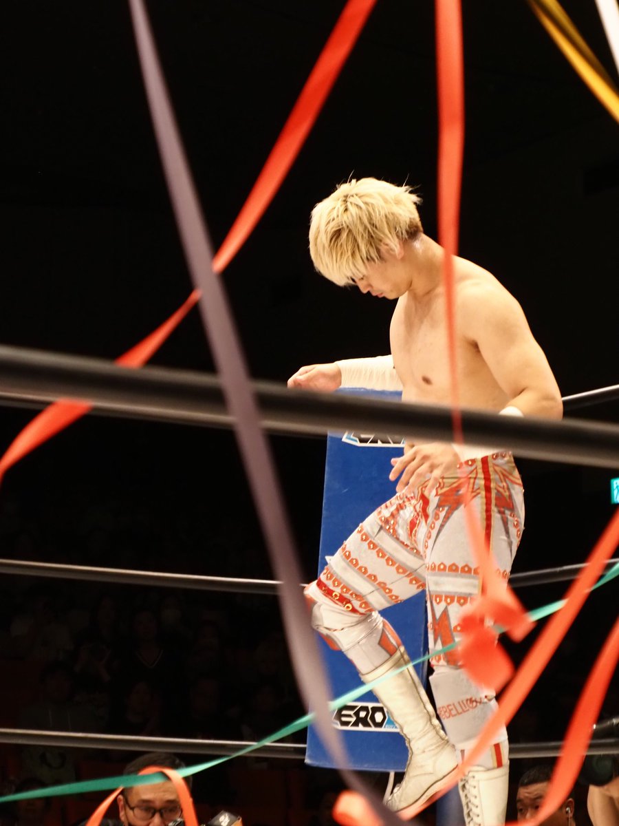 oume86's tweet image. 【20251110@後楽園ホールの思ひ出】
落ちてきた紙テープの間から撮るの好きだったな、
って思い出しました❤️‍🔥
#pwzero1 #noah_ghc
#清宮海斗 選手