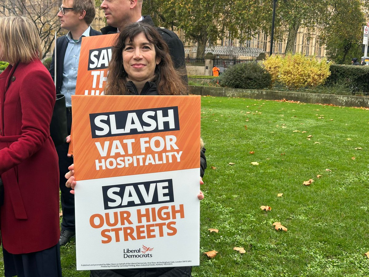 MP4Stratford's tweet image. This morning I joined  my 🔶️Liberal Democrats colleagues once again calling  for a 5% VAT cut to save the hospitality sector, support our high streets, and help to lower costs for customers.