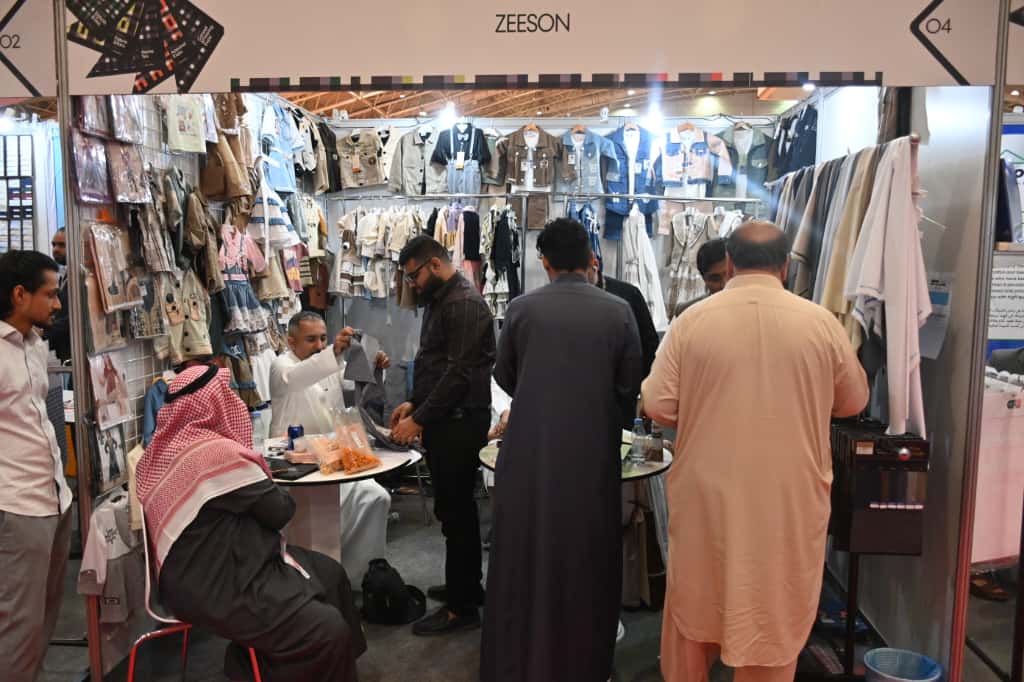 من فعاليات اليوم الثالث 🟩 المعرض الدولي الـ 21 لماكينات الغزل والنسـيج وصناعة الملابس وتكنولوجيا الطباعة وابتكارات الخيوط والأقمشة ومسـتلزماتهم 
🏡 مركز الرياض الدولي للمؤتمرات والمعارض
⏳ 17 - 19 نوفمبر 2025