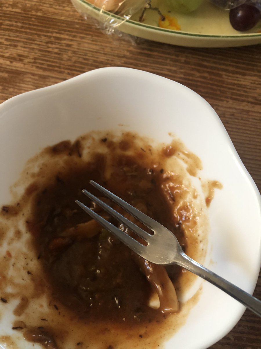 カレークソ食いにくいなって思ったらフォークだった