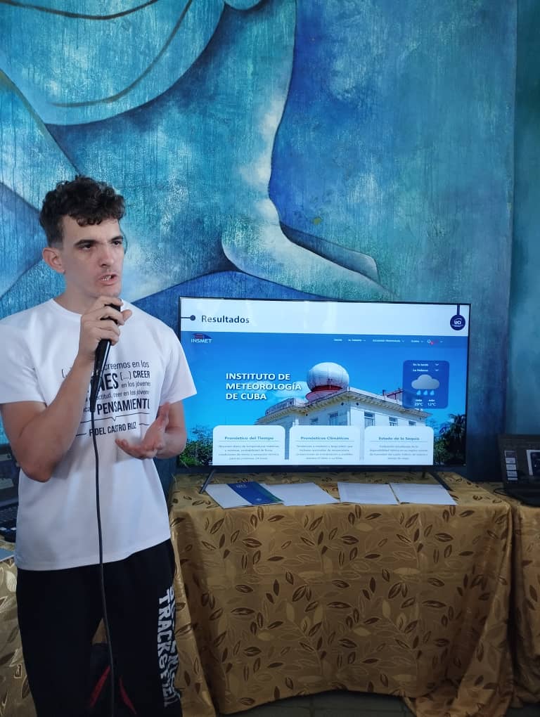 Lidia Ruiz tweet media