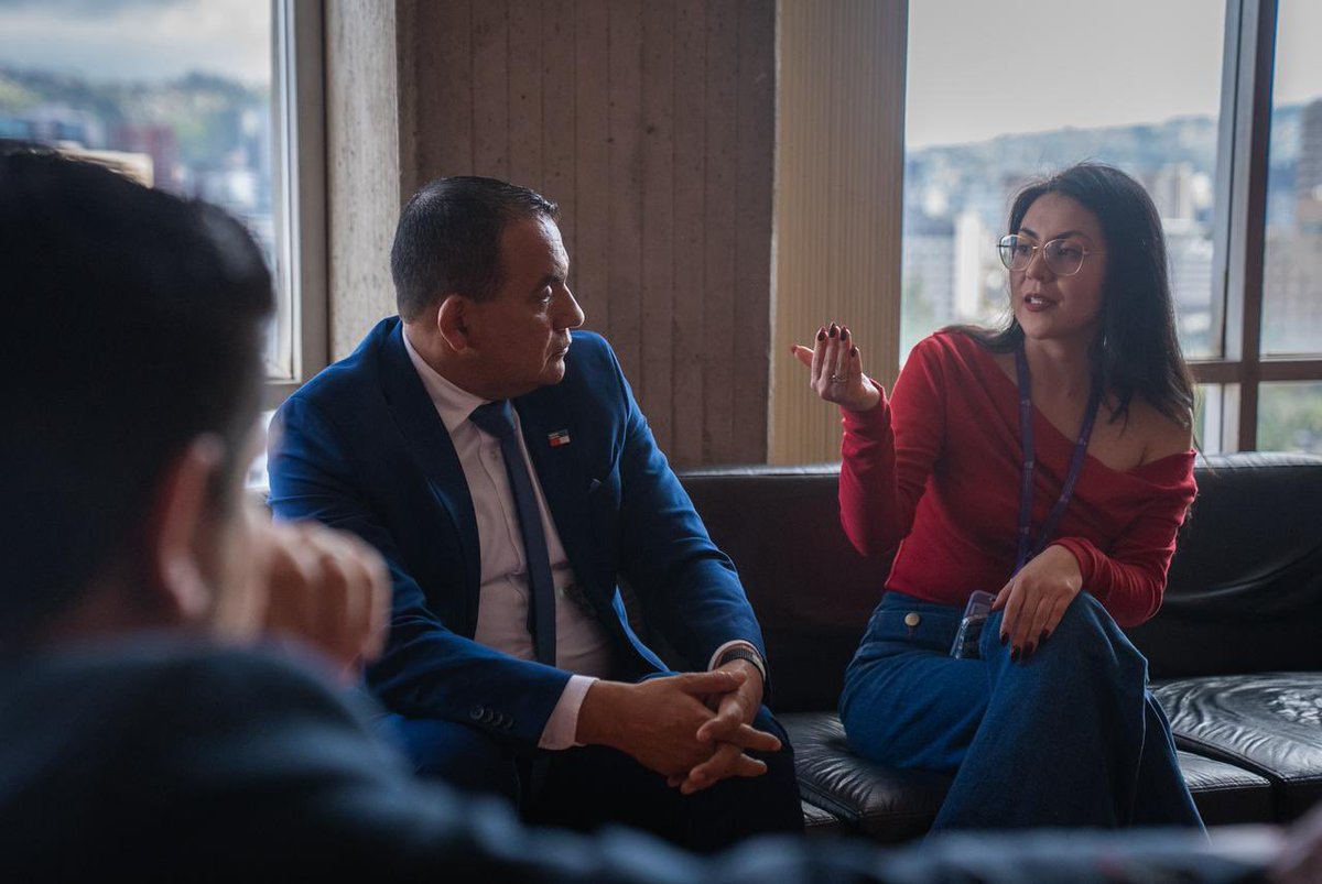 Javier_PincayS's tweet image. Visitamos al @AgriculturaEc para presentar el #Portoviejo #HUB, el primer distrito empresarial y logístico de la Costa. Avanzamos con proyectos que fortalecen la producción, crean oportunidades y elevan la competitividad de Portoviejo. #LaClaveEsLaGestión