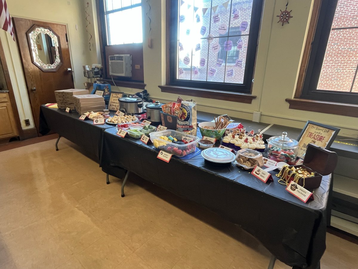 Mrs. Chapman tweet media