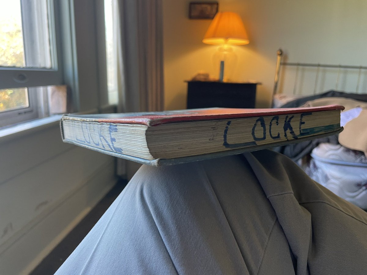 WTLocke's tweet image. #KeepItSimpleStupid while the students are Re-educated! #Civics101