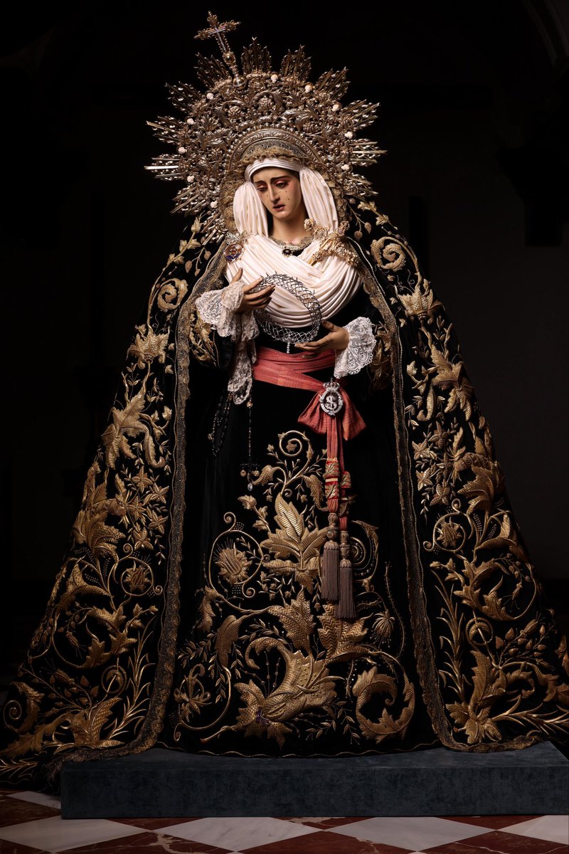 Sepulcromalaga's tweet photo. ✝️ | Así se presenta Nuestra Señora de la Soledad para su Triduo en la Iglesia de Santa Ana del Císter. 

Vestidor: Fran Navarro

📸 @LMFotosCofrades 

#CofradíasMLG https://t.co/0gknUNOIvv