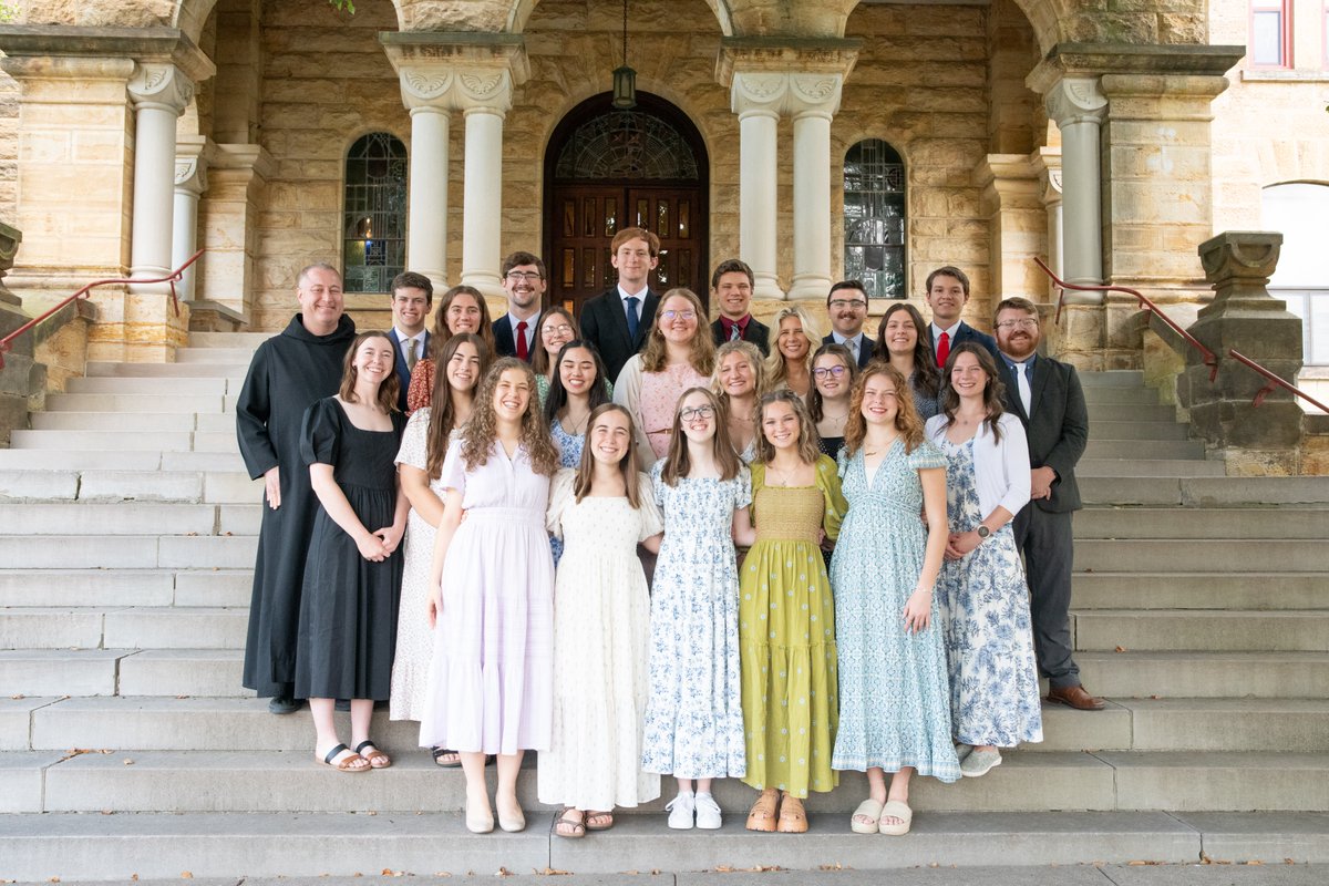 OBOCStMeinrad's tweet photo. Ready to grow in faith and leadership? The College Ministerial Internship Program (CMIP) at Saint Meinrad is your chance to learn from monks and faculty, and take part in direct ministry with high school students. 

Apply today: https://t.co/03OhqdW221 https://t.co/K3msOVdKHW