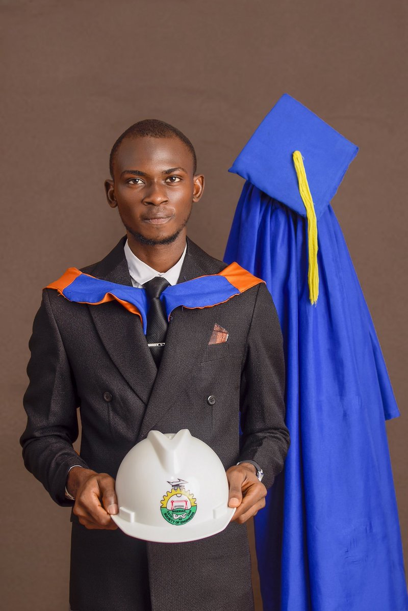 middy_tech's tweet image. Last week, I got inducted by the Nigerian Society of Engineers.

Also, bagged the degree from the department of civil and environmental engineering.

Cheers to greater heights ahead🤭🎉!

Oyekunle Abdulhamid Opeyemi (B.Eng, GMNSE, M.ASCE)

#CivilEngineering
#futa 
#alhamdulillah