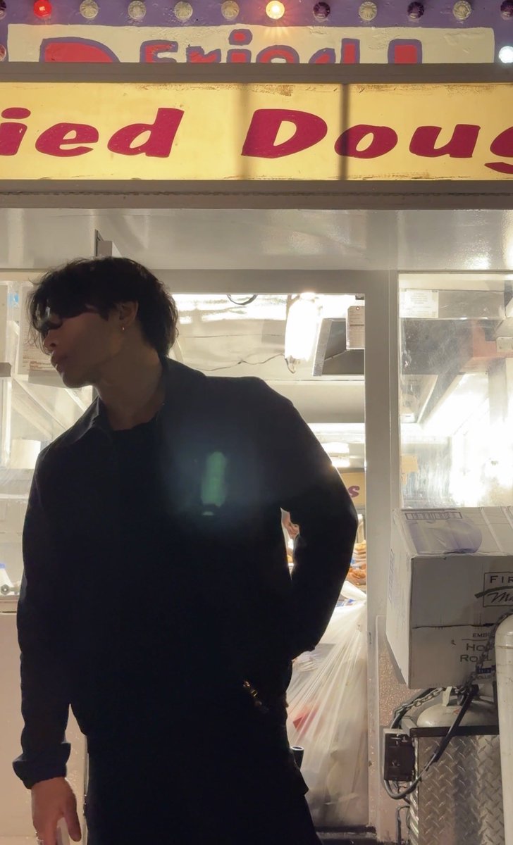 kafkaex's tweet image. It’s that time of year.