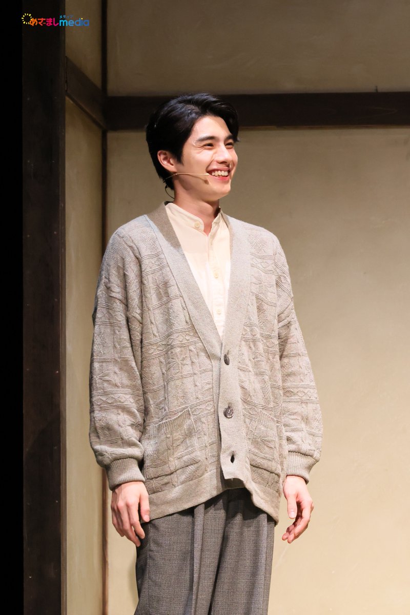 mezamashimedia's tweet photo. 市村正親さん主演の音楽劇『エノケン』
舞台映像配信が決定！
初日カーテンコールなど貴重映像が公開されました。

＼＼動画はこちら／／
https://t.co/KLoB1UIKSQ

本田響矢さんは7年ぶりの舞台に
「毎公演、すごく楽しい」！ https://t.co/RMpzFWyh6W