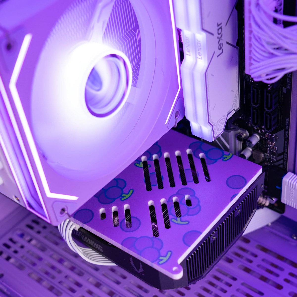 XPCMTeam's tweet image. Grape Milk PC build by @AftershockpcAU 

#pcbuild #pcsetup #pcmodding #gamingpc #custompc #xpcm #AftershockPC #CustomPC #CuteSetup #PCBuild #PastelPC #AestheticGaming