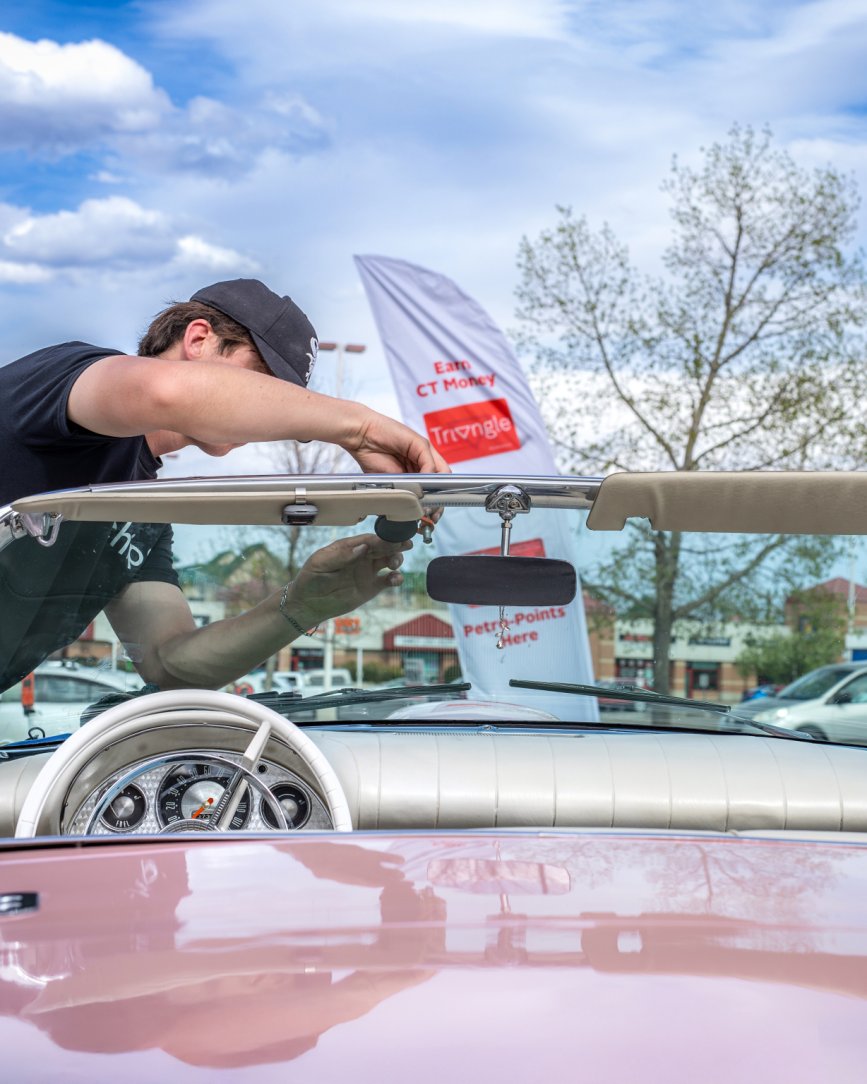 Old car, new care. Every windshield deserves attention. 🚘✨

Think Orange. Save Your Windshield.™

#ThinkOrange #WindshieldRepair #DecoDifference #DriveSafe #CarCare