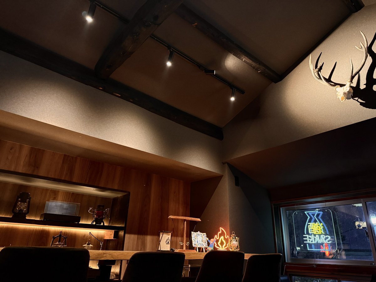 campteba's tweet image. おはようございます♪
ここ二日間とってもCAMP TEBAらしい夜を過ごしてます✨
ありがとうございます🥰

今夜のご予約は6名様。
お席はあと17席あります！
静かに過ごしたい方は二階でしっぽりもできますよ👍…