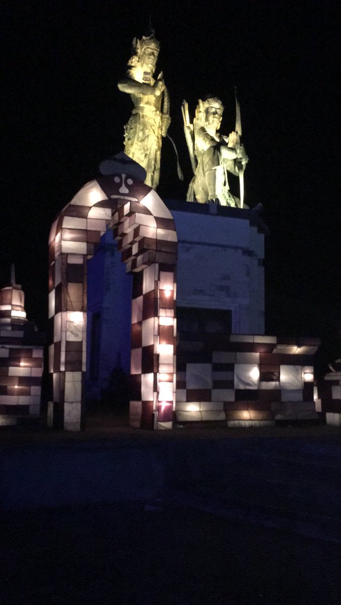 xr8dv8's tweet image. Birthdays, light shows, weddings &amp;amp; custom helmets.. #Local #BaliLove #Indonesia 🇮🇩