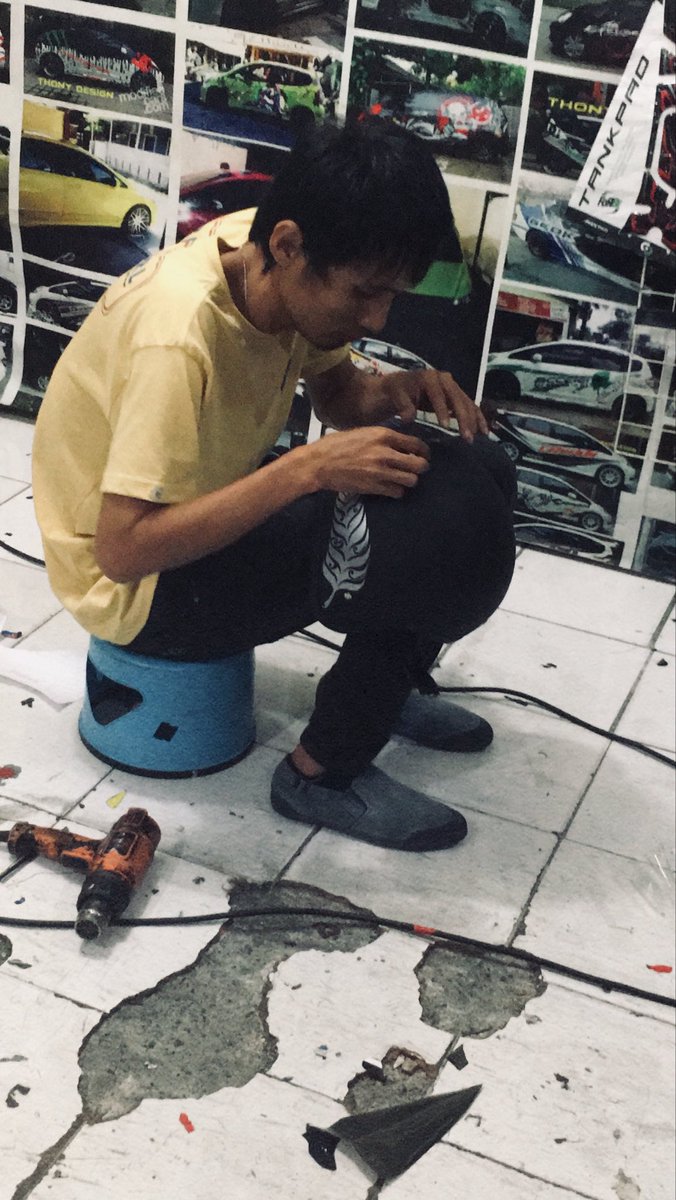 xr8dv8's tweet image. Birthdays, light shows, weddings &amp;amp; custom helmets.. #Local #BaliLove #Indonesia 🇮🇩