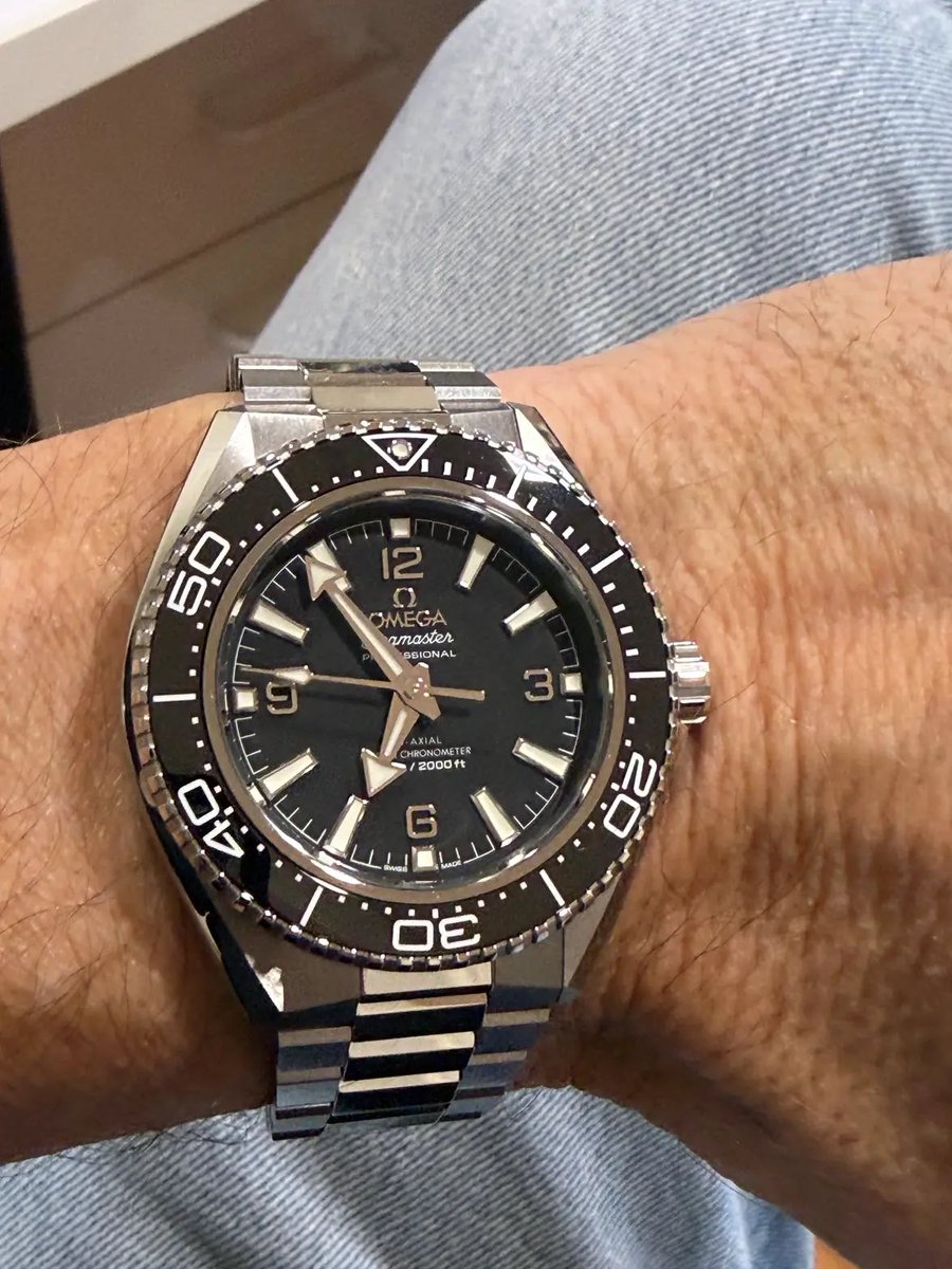 omegaforums's tweet photo. Another New Planet Ocean Owner: The black bezel 2026 #Omega #Seamaster #PlanetOcean Cal 8912 #Coaxial Gen 4 #Diver on bracelet worn by its new owner, Omegaforums member cerberus63
https://t.co/vNiDONGkF9 https://t.co/E3XxABnCnN