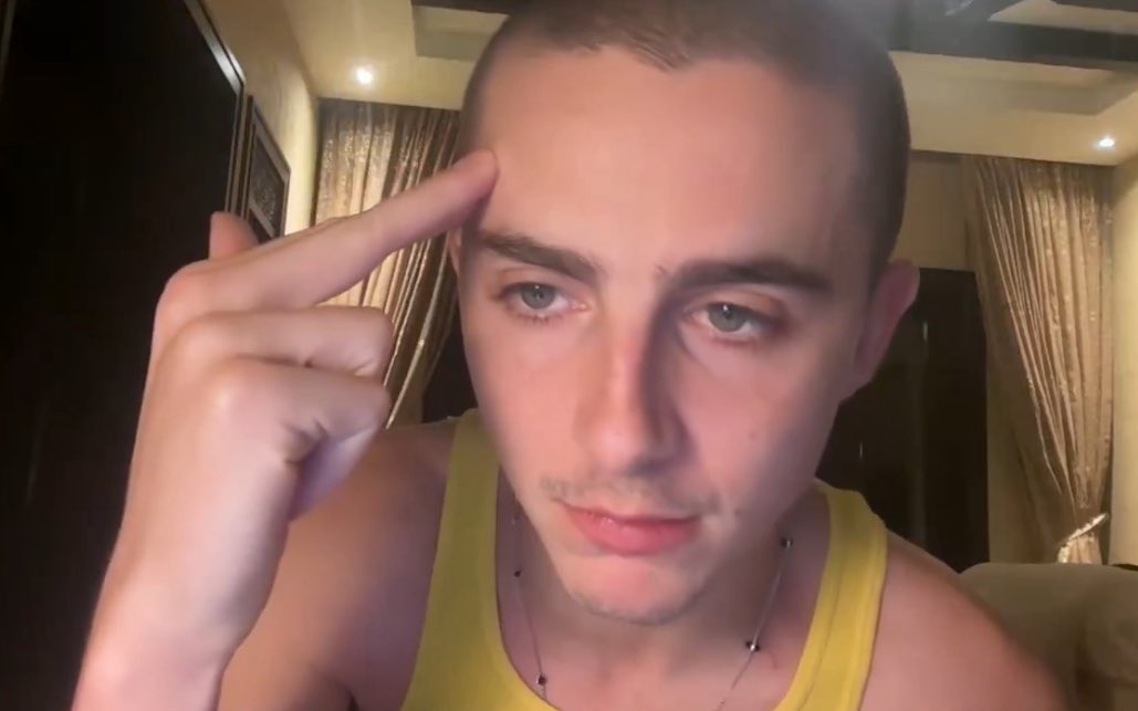 i'm so martysupremepilled that everytime i see something even slightly orange i think marty supreme