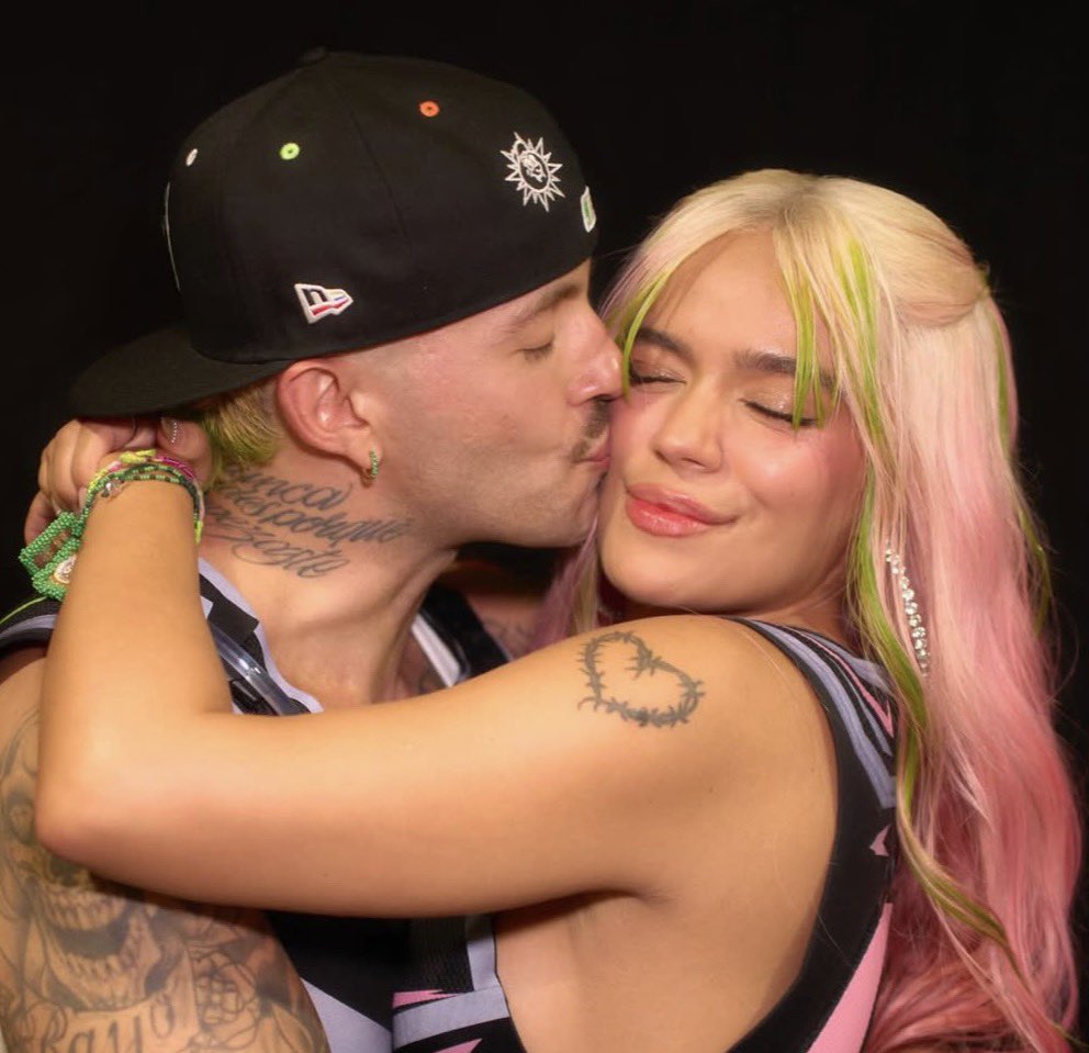 Karol g nos revela en reciente entrevista para ‘vogue méxico’ que su relación con el reguetonero feid dio por terminada hace dos meses. 

Debido a esto karol lanzará una canción con tainy llamada ‘única’ en la que se explica el motivo de su ruptura. 

La entrevista será lanzada