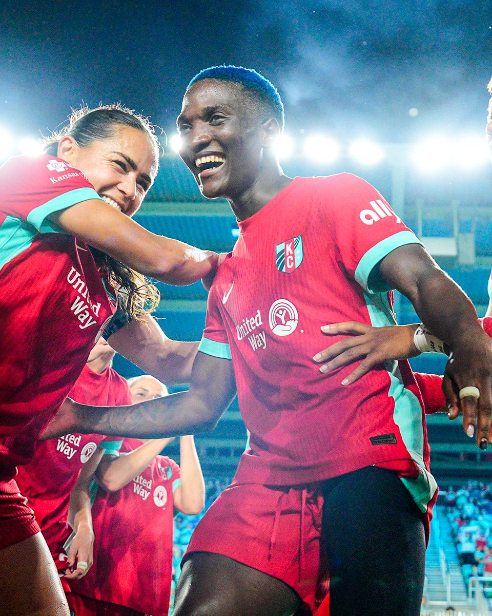 brfootball's tweet photo. Kansas City's Temwa Chawinga is your back-to-back NWSL MVP winner 🏆🏆 https://t.co/vvs6V6Lyh7