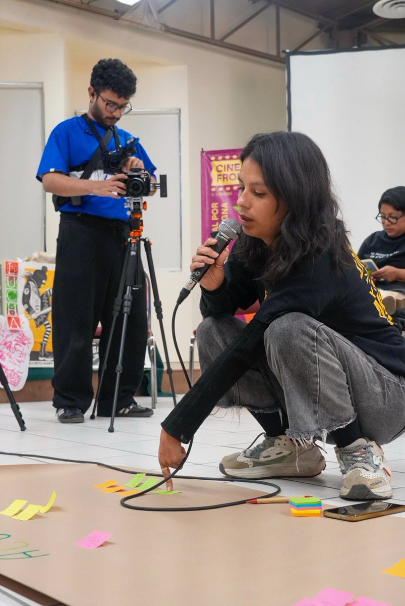 posmonumenta's tweet photo. Día 2 del Pacto Cultural por la Migración Digna: "Políticas migratorias y narrativas sobre movilidad humana". Julian Santana-Rodriguez, Indy Piapya y otros artistas participaron en actividades lúdicas sobre cuerpo y territorio. #PactoCultural #CineSinFronteras #MigraciónDigna https://t.co/Mcc1p91K7x