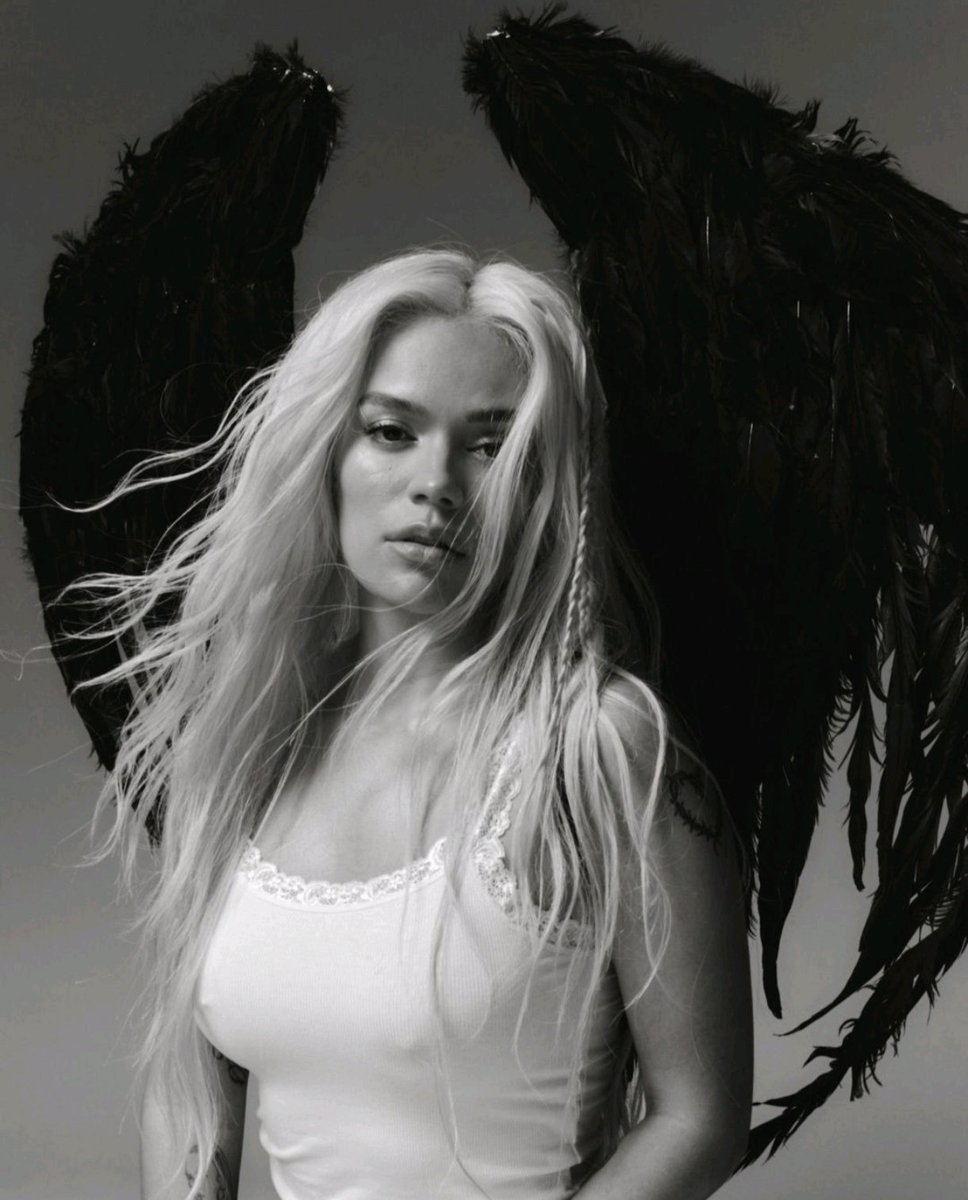 Entendí que hay amores que solo caben en una noche, Pero se quedan viviendo en uno para siempre ♾️🪡💔