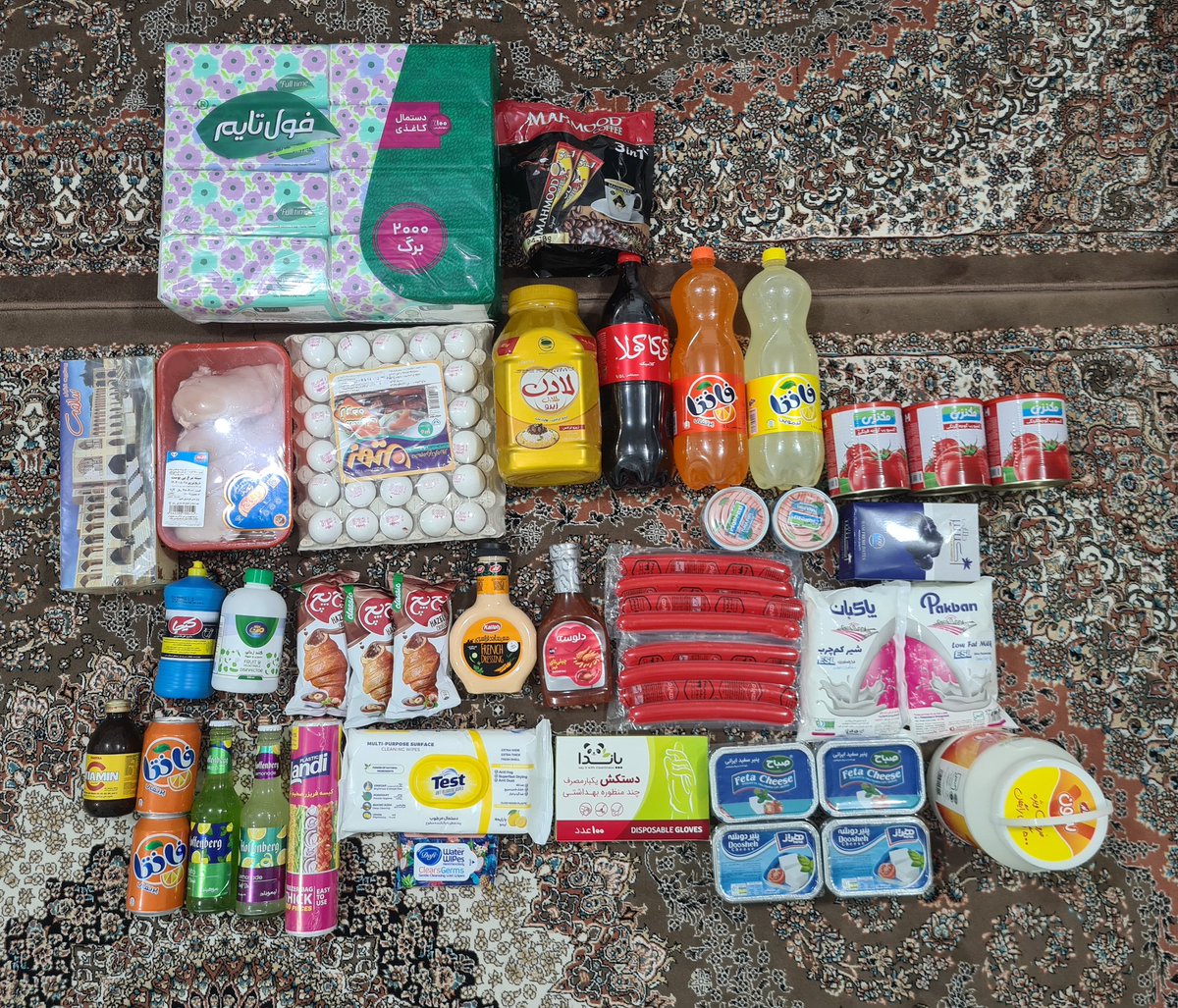 poyabehzad's tweet image. ۵ تومن وجه رایج مملک
واقعا نمی ارزه🤦🏻‍♂️