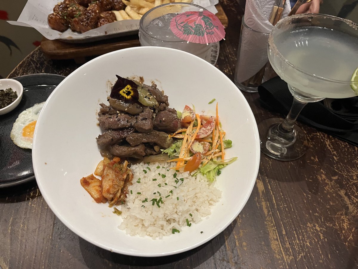 It is well recommended japonese restaurant in bogota .