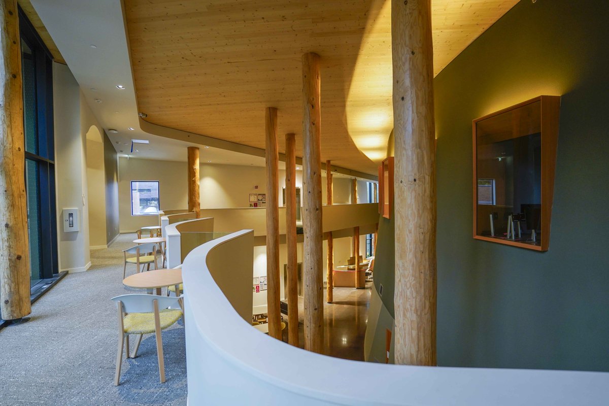 The new @UVIC Centre for Indigenous Laws is now open! Designed in close collaboration with community members and local Indigenous nations, this new wing of the @UVIC law building is a dedicated space to learn Indigenous laws and legal traditions. <a href="/NikiSharma2/">Niki Sharma</a> @ninakriegerBC 1/2