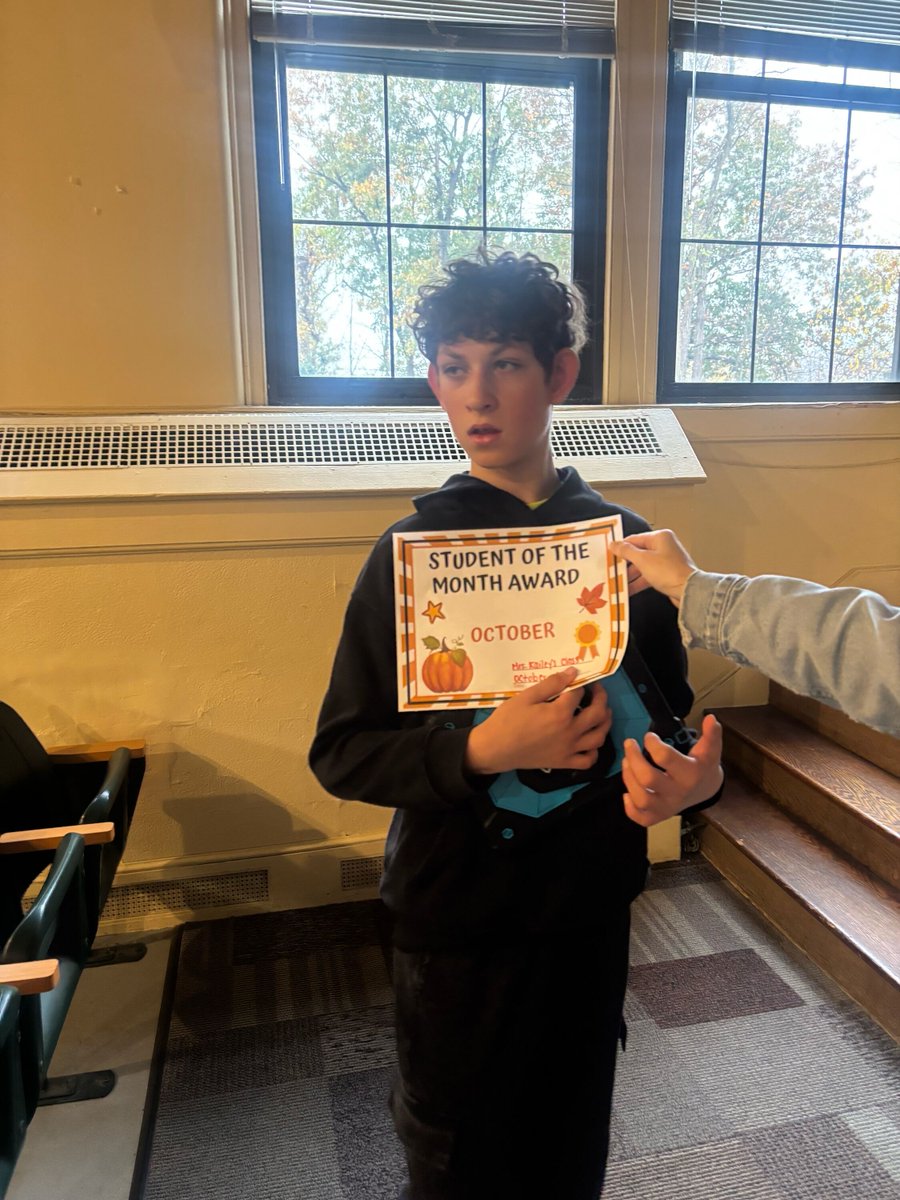 WSSC914's tweet image. 🍁Fall fun and congratulations to our Student of the Month at the North Salem campus!

🍁Diversión de otoño y felicitaciones a nuestro Estudiante del Mes en el campus de North Salem.
#fallfun #northsalemcampus #studentofthemonth #thewestchesterschool
