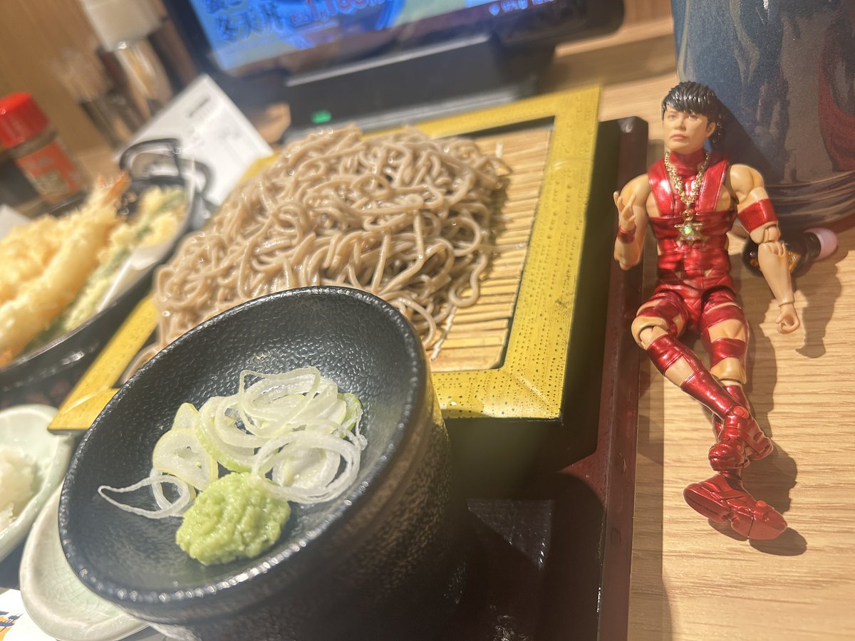 赤の子と天ぷらそば✿ﾟ❀.(*´▽`*)❀.ﾟ✿